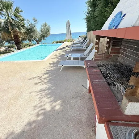 Seafront With Pool Few Steps From The Posidi