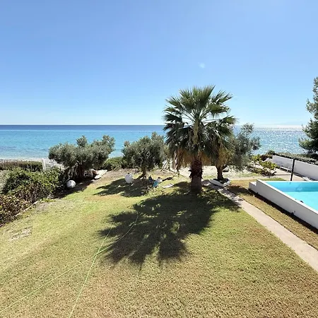 Seafront With Pool Few Steps From The
